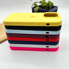 iPhone 15 Series Silicone Case Cover ( White )