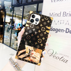 iPhone Luxury Shiny Trunk Case Cover